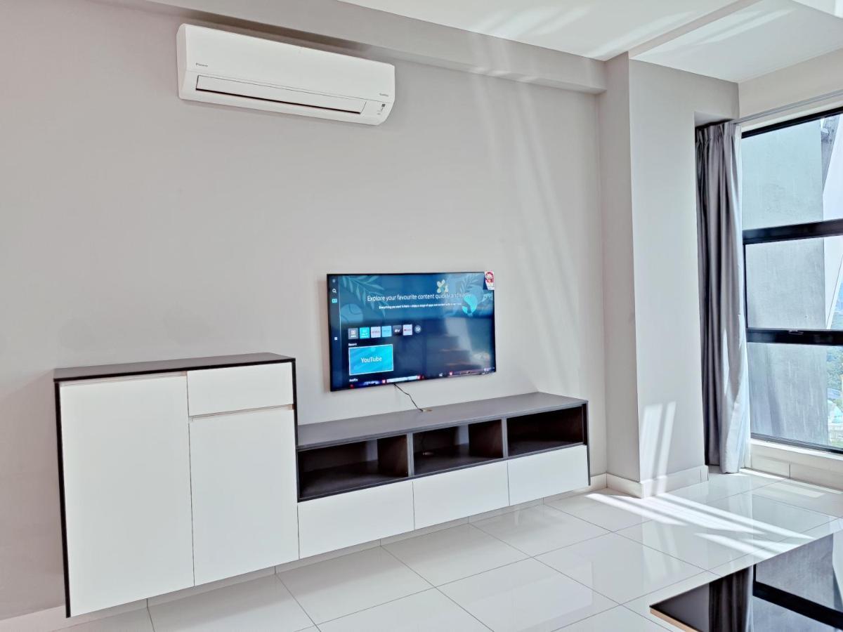 Arte Mont Kiara Host By Host Corner Suites Kuala Lumpur Rom bilde